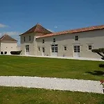 Le Logis Du Pere 4*