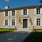 Le Logis Du Pere Hotell