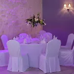 Le Logis Du Pere Hotel
