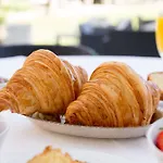 Le Logis Du Pere Hotel