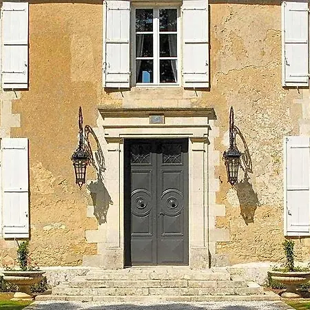 Le Logis Du Pere Hotel