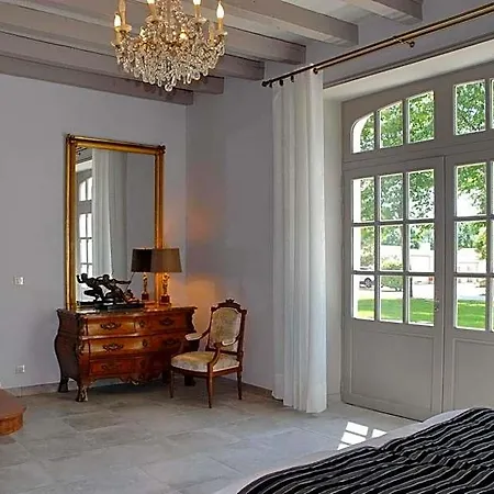 Le Logis Du Pere 4*
