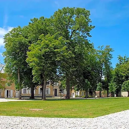 Hotel Le Logis Du Pere Saint-Coutant-le-Grand