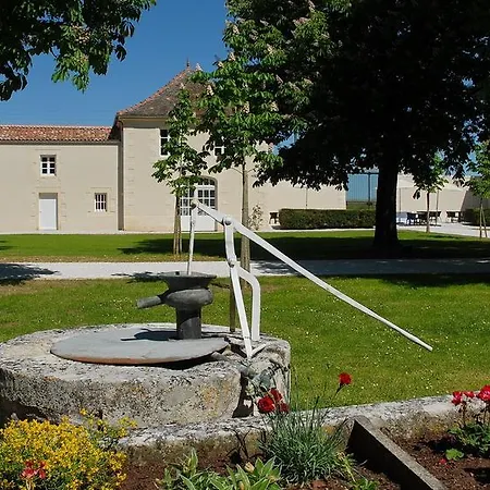 Le Logis Du Pere 4*