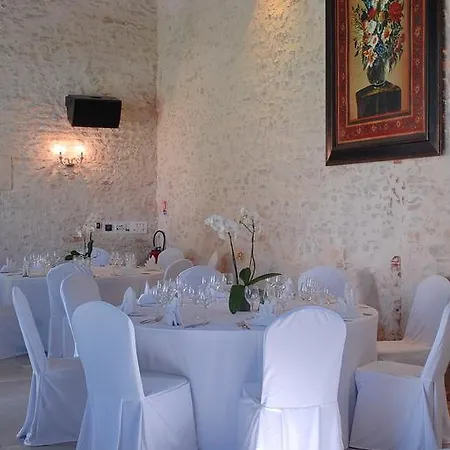 Le Logis Du Pere 4*