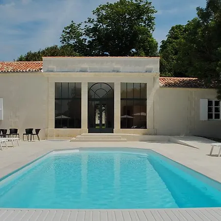 Le Logis Du Pere 4*