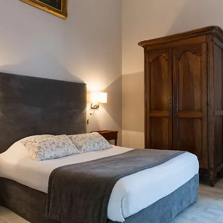 Le Logis Du Pere Hotel 4*