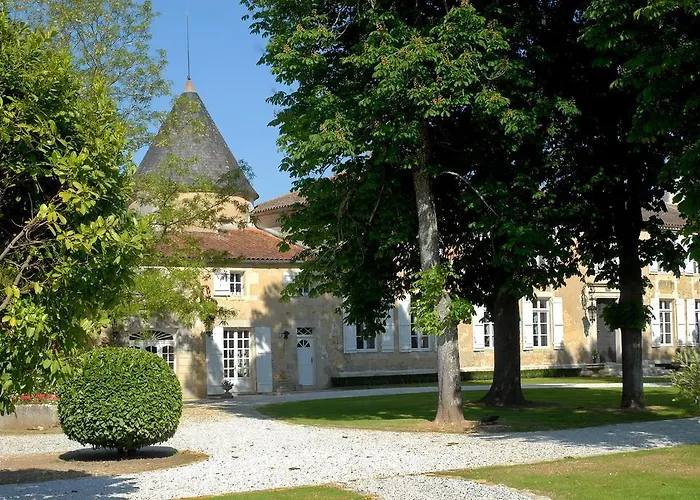 Szálloda Le Logis Du Pere Saint-Coutant-le-Grand