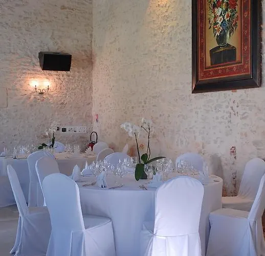 Le Logis Du Péré 4*