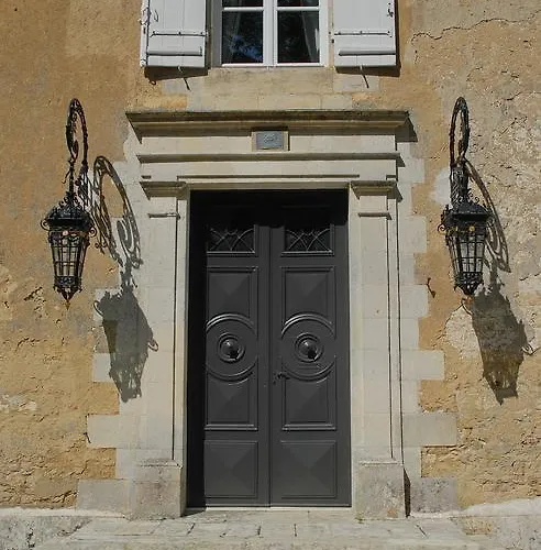 Le Logis Du Pere Szálloda 4*