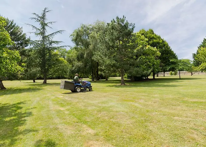 Le Logis Du Pere 4* Saint-Coutant-le-Grand