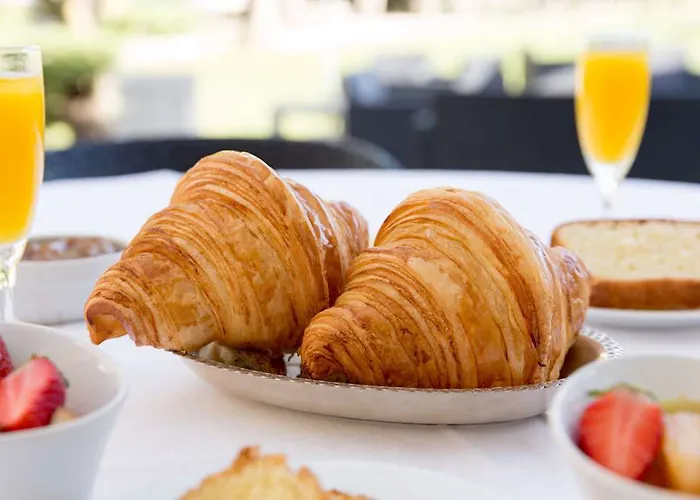 Le Logis Du Pere Szálloda